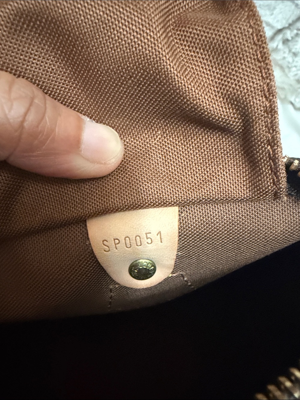 Authentic Louis Vuitton monogram speedy 25 with D rings - Picture 11 of 15